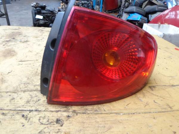 FEU ARRIERE DROIT SEAT - Vue 1